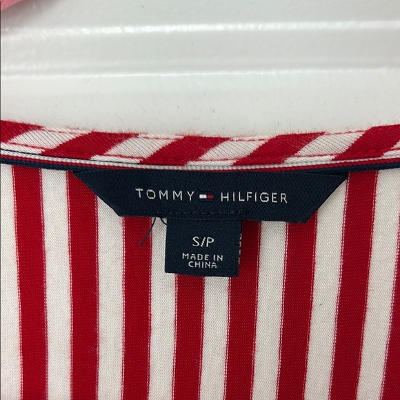 Tommy Hilfiger Red and White Flutter Sleeve Midi Dress - Picture 3 of 5